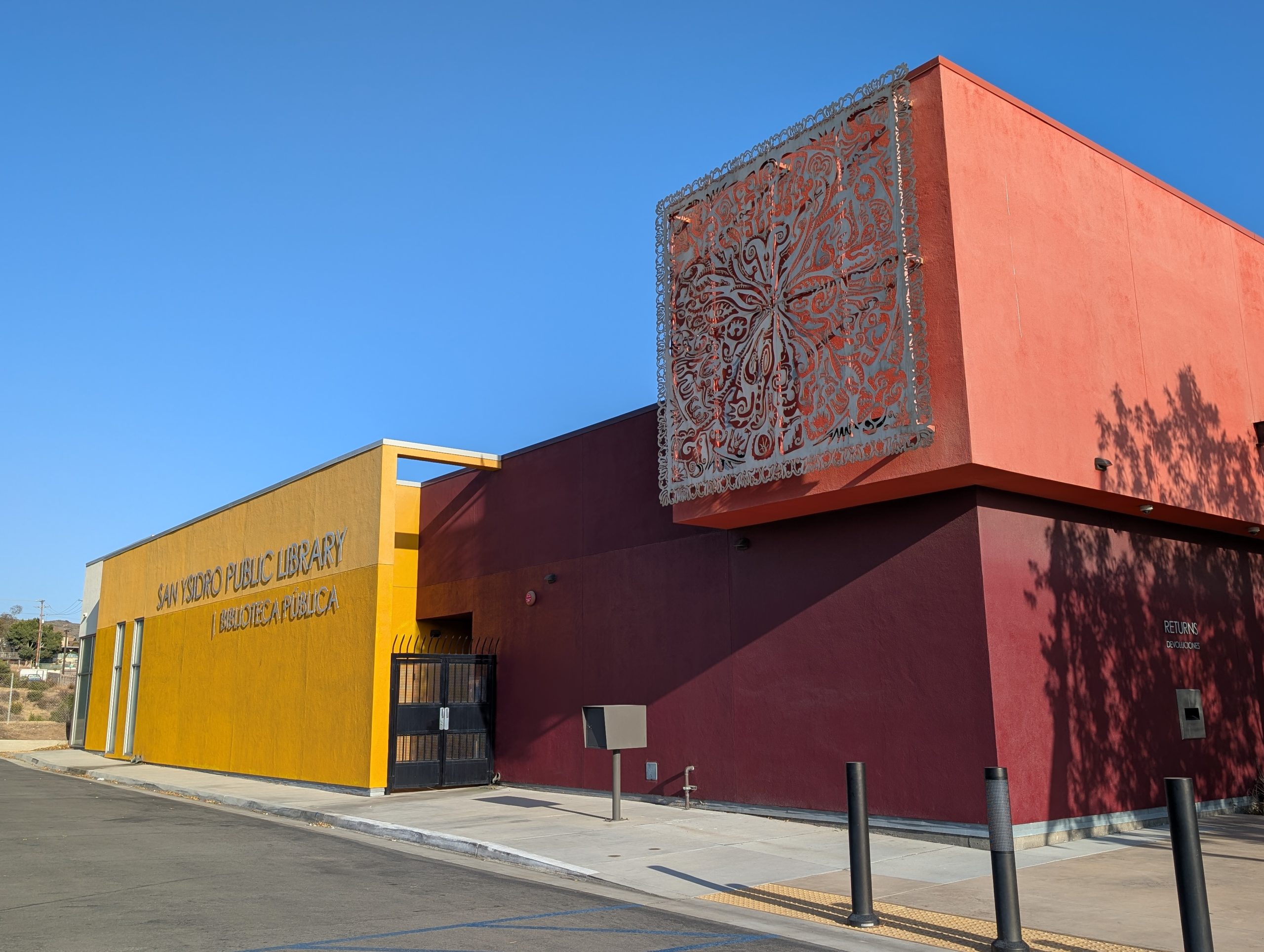Flooding closes San Ysidro library